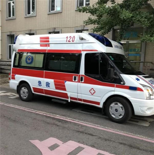 长安选择我们的救护车出租,开启安心转院之旅