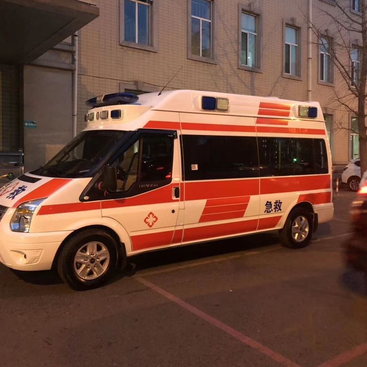 长安夜间租赁救护车护送病人转院：安全转运的 8 大核心注意事项